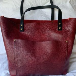 New Portland leather goods large classic sangria tote